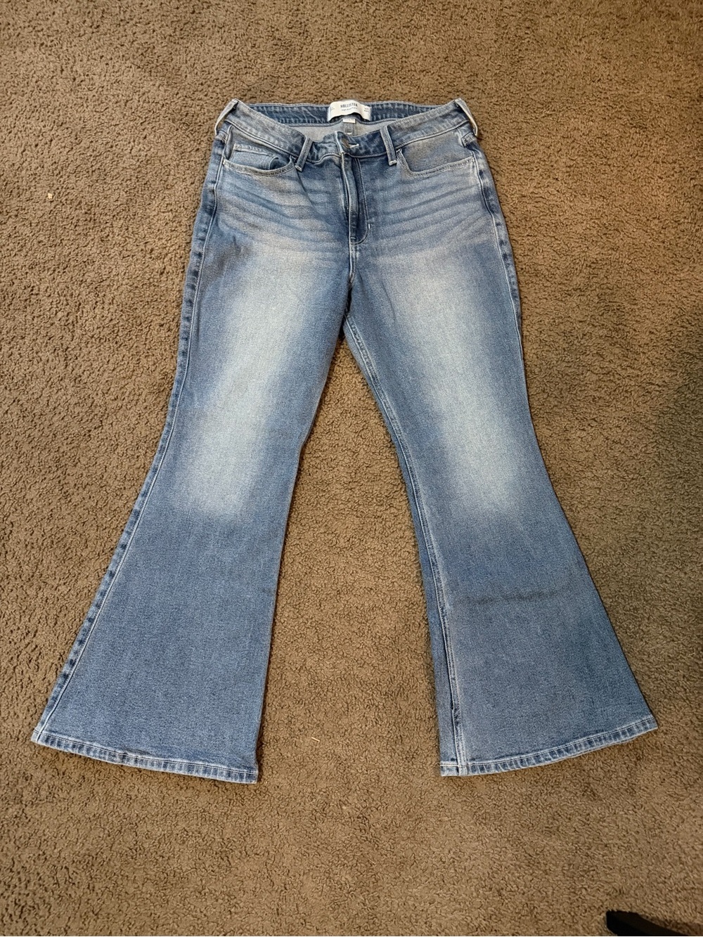Women’s Hollister High-Rise Flare - Sz 31 Short